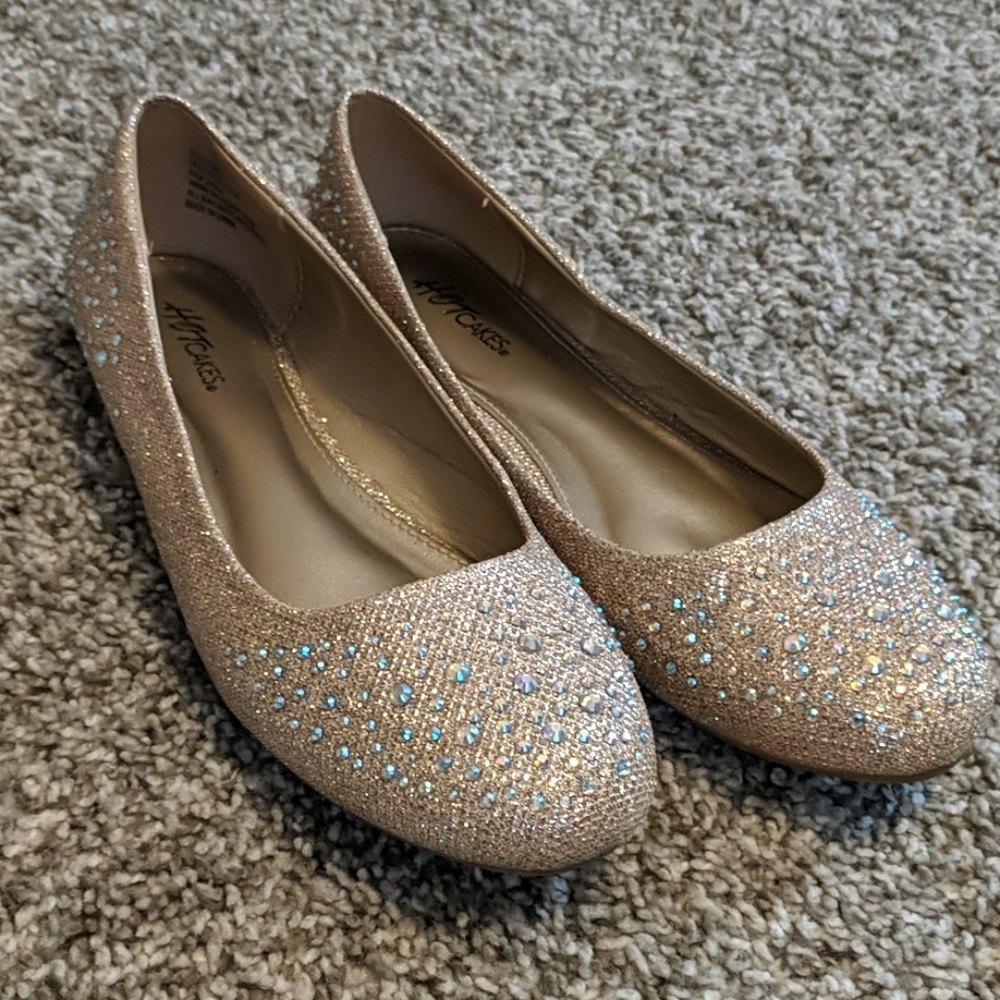 Formal shoes